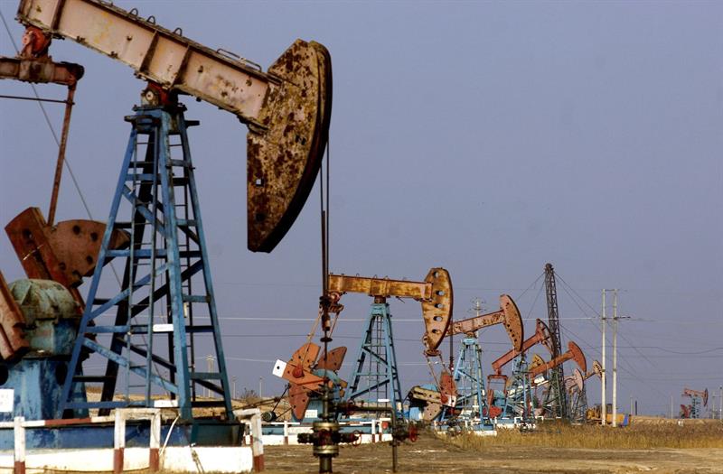  El petroli de Texas obre amb un descens del 0,99% fins 55,15 dÃ²lars