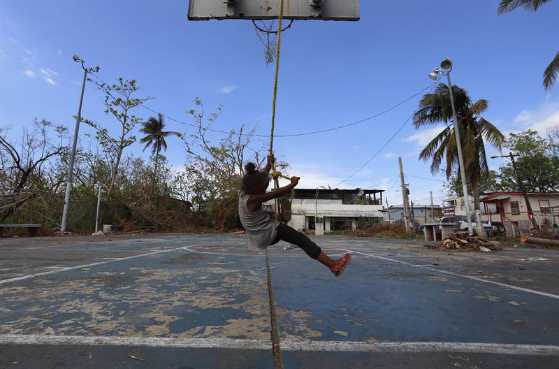  Puerto Rico llanÃ§a una campanya perquÃ¨ els turistes ajudin a la recuperaciÃ³ desprÃ©s de l'huracÃ 